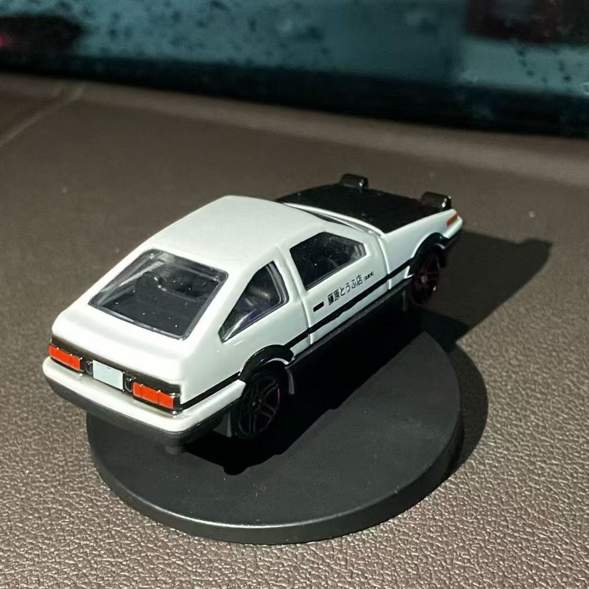 ollig·AE86漂移車載旋轉擺件合金車模型中控台高檔物理姿態掛件汽車擺件 - 图片 8