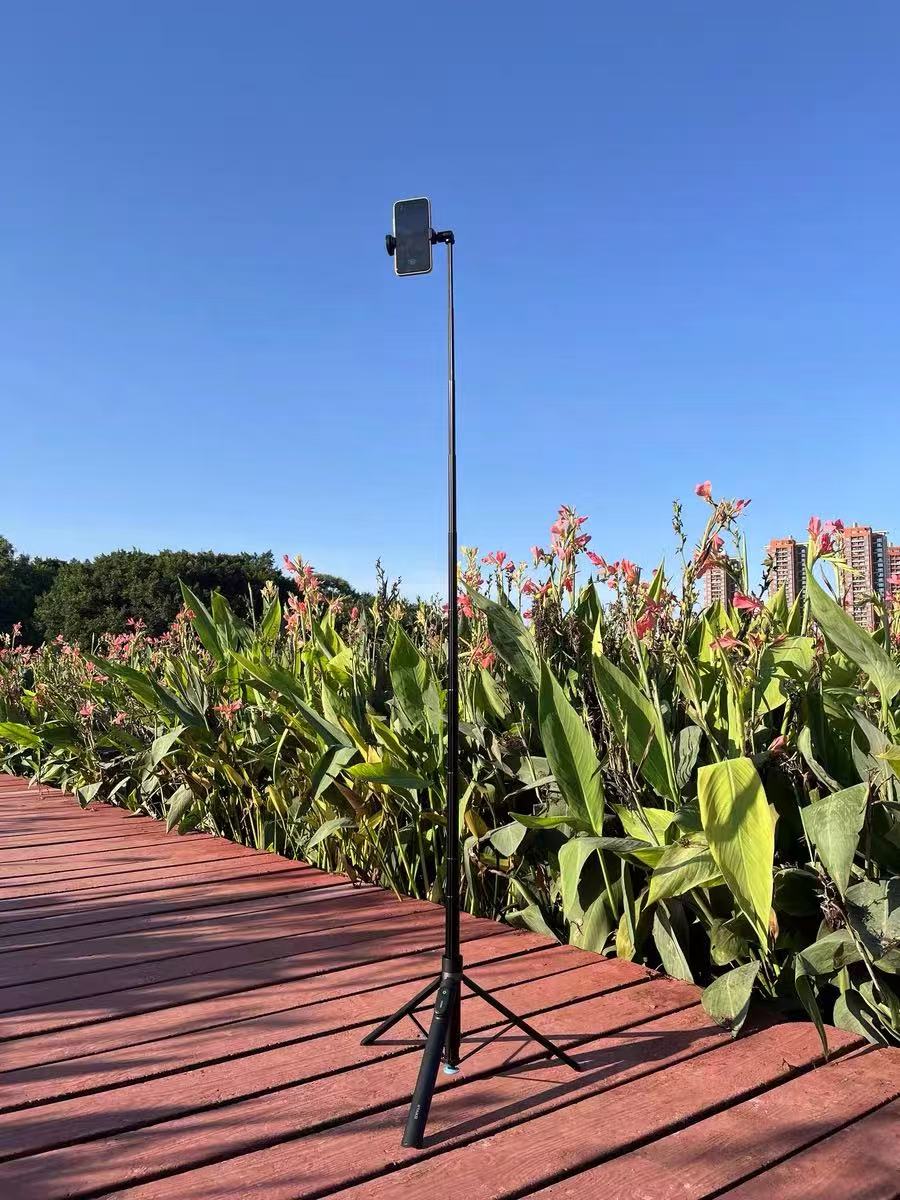 ollig·丟丟桿2025新款戶外手持自拍桿便攜三腳架旋轉拍照神器 - 图片 22