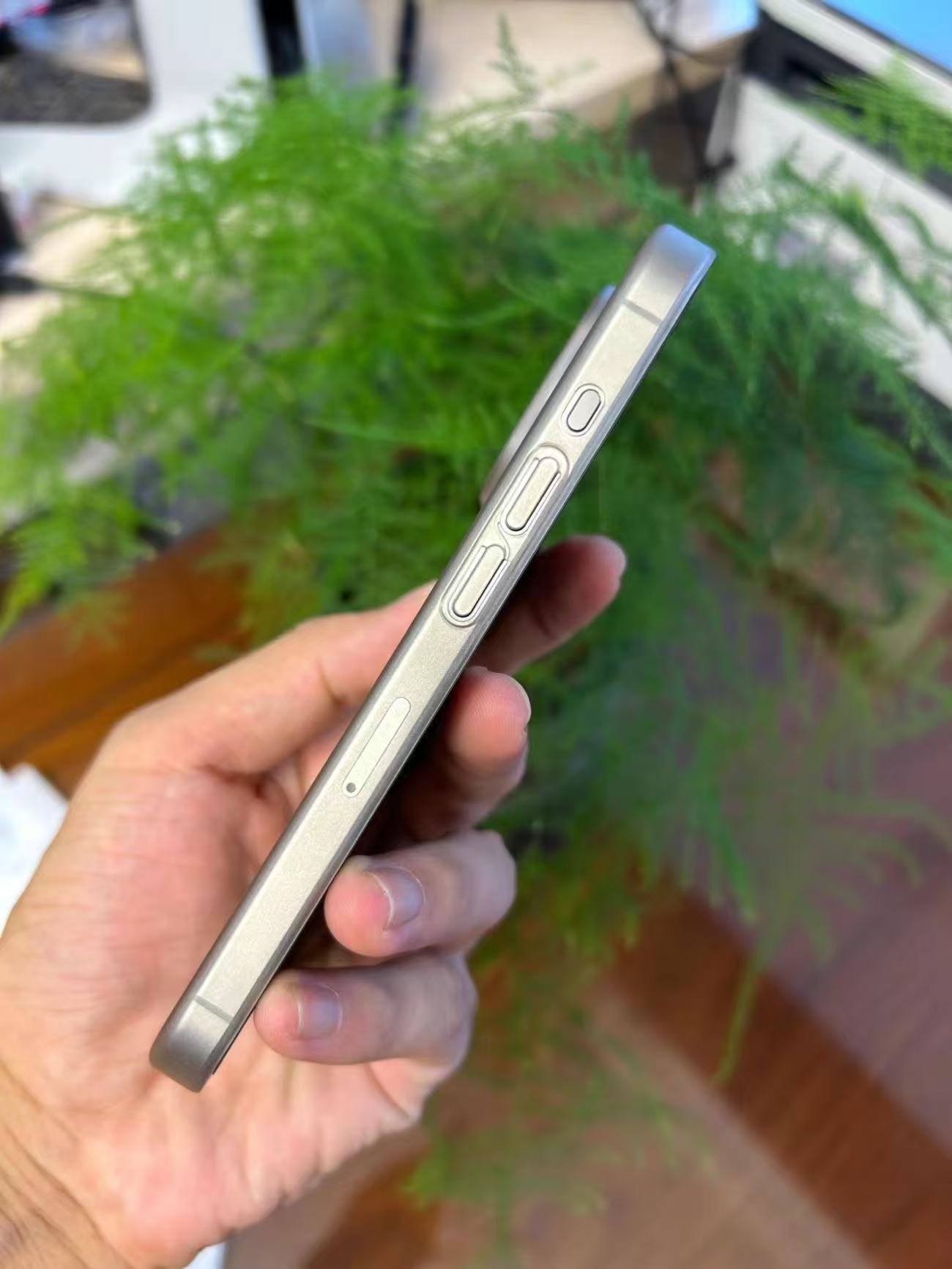 ollig·適用蘋果16promax手機殼新款磨砂超薄全包防摔手機殼 - 图片 26