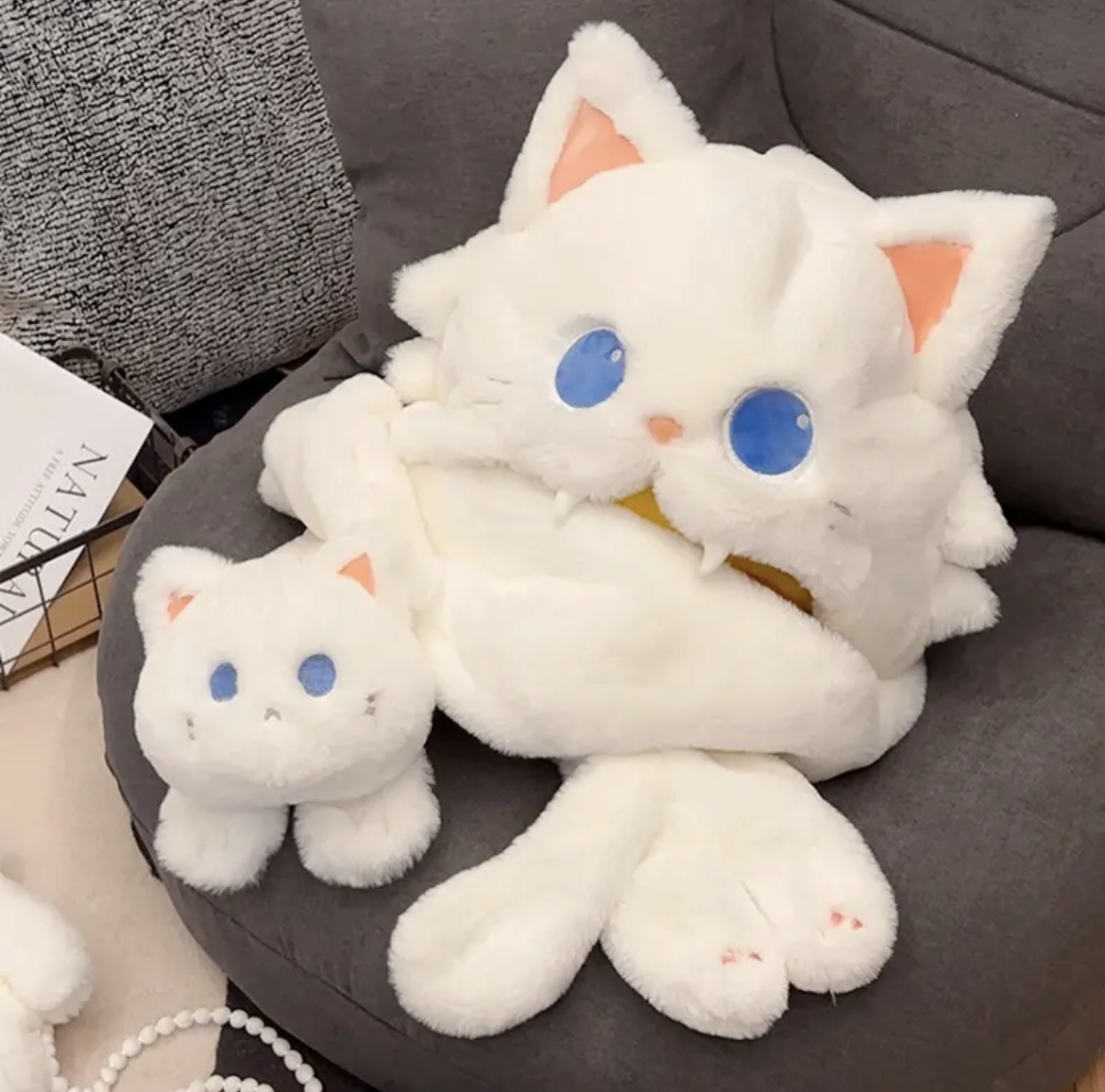 ollig·可愛貓咪圍脖帽子手套一體毛絨保暖百搭連帽圍巾冬季女生禮物 - 图片 6