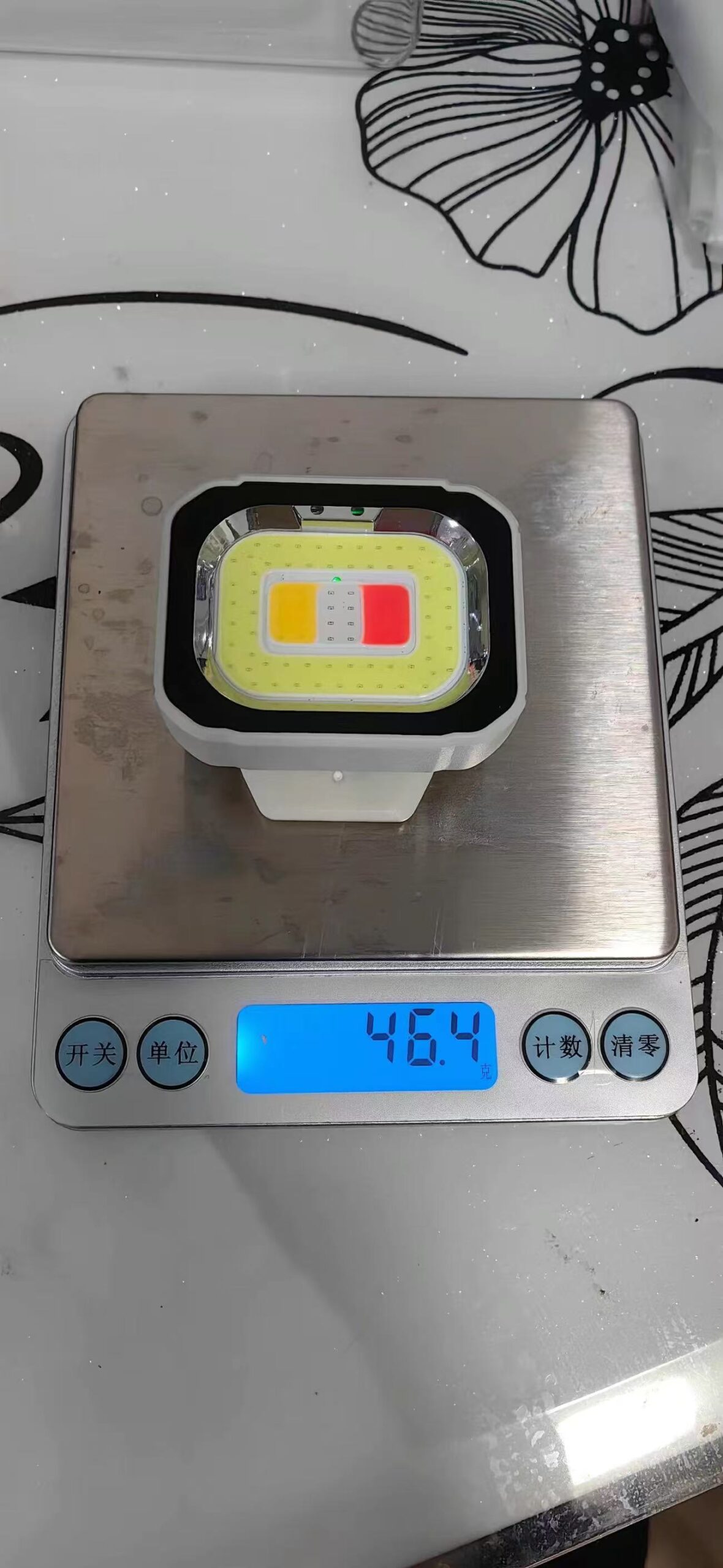 ollig·超亮戶外便攜磁吸燈高亮度感應泛光運動登山露營頭戴應急手電 - 图片 15